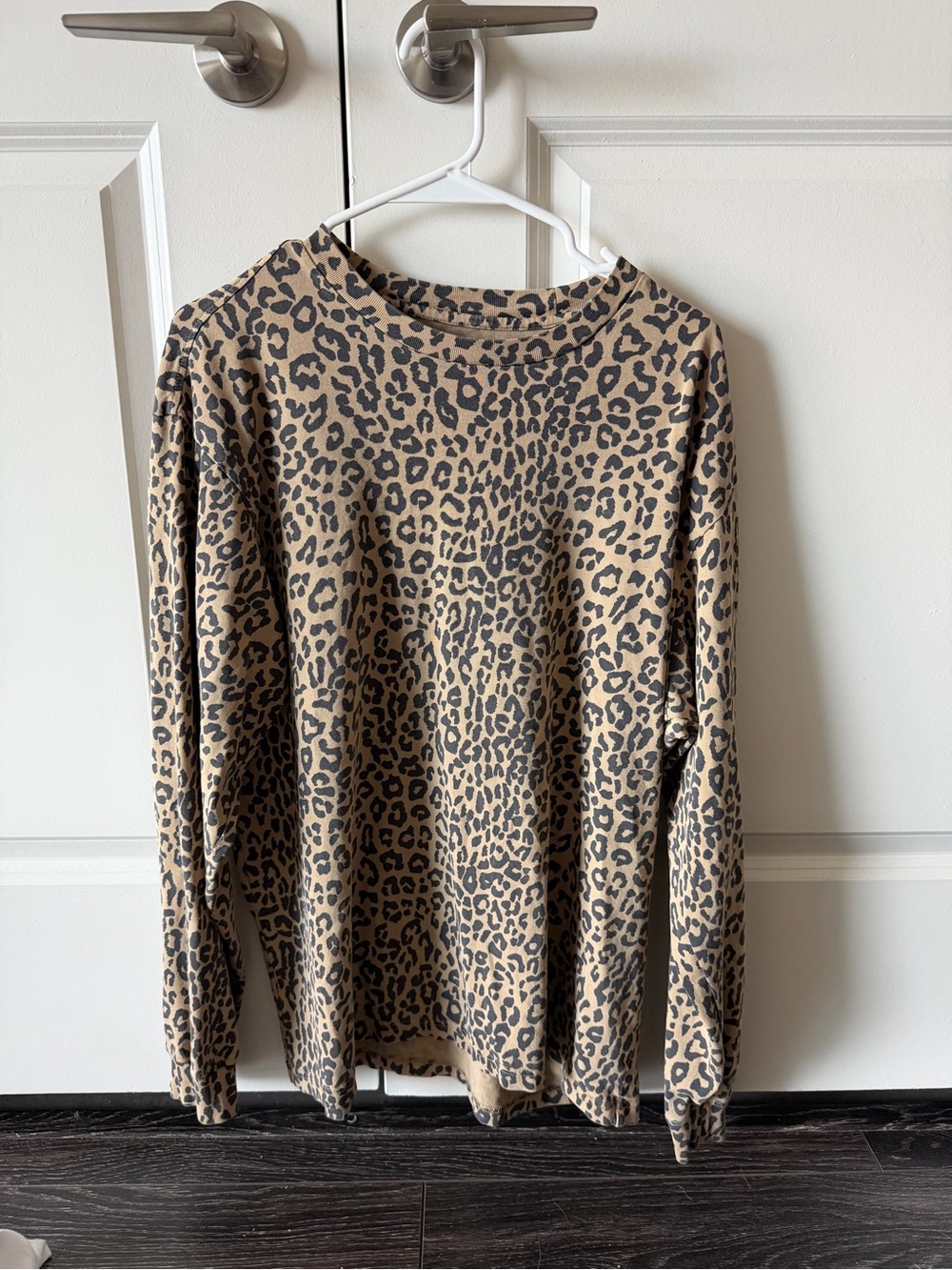 Supreme Leopard Print Long Sleeve Tee - Tan & Black - Picture 4 of 4